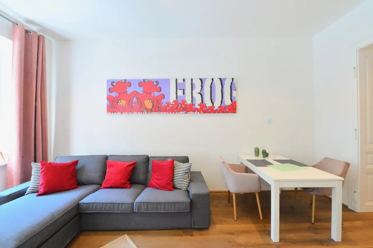 Charming Studio In Servitenviertel I Apartment Vienna